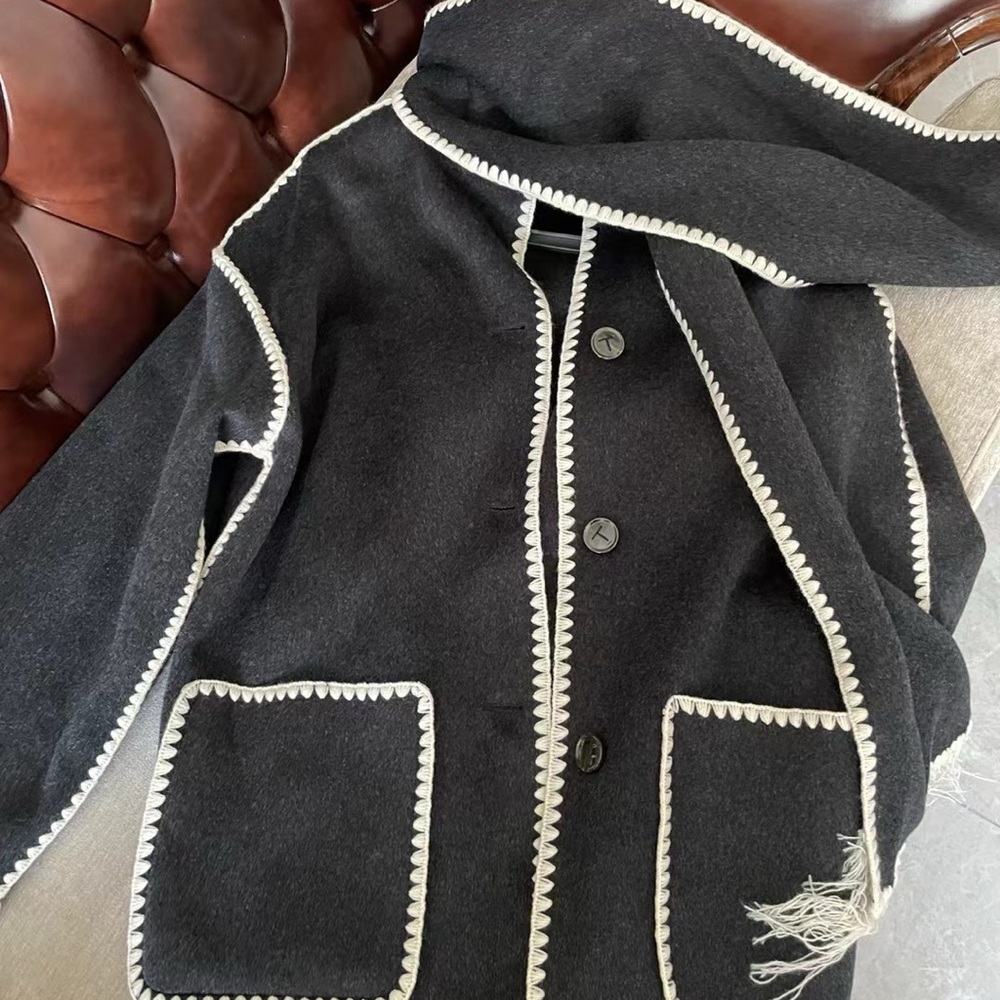 Scarf Black Coat with White Trim
